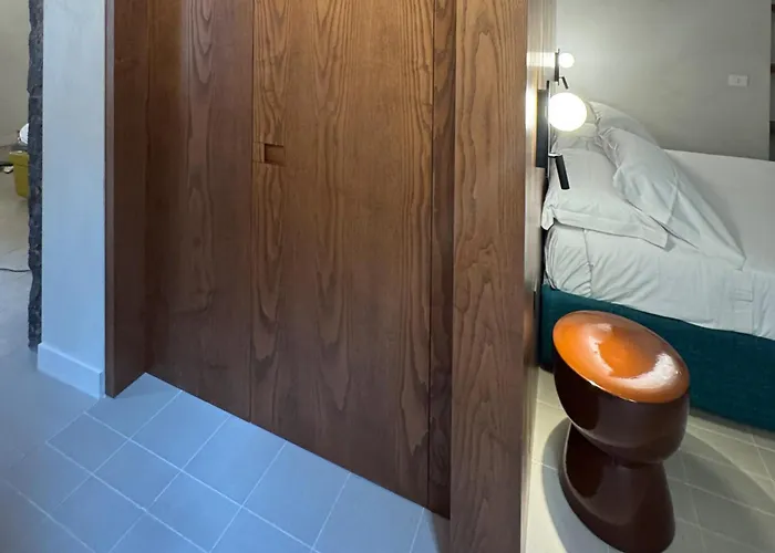 Dal Console 3* Неаполь