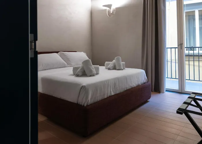 Dal Console 3* Неаполь