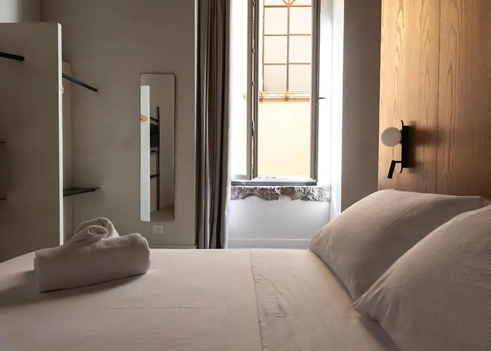 Dal Console 3* Неаполь