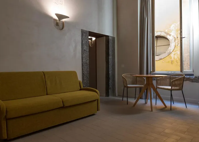 Dal Console 3* Неаполь